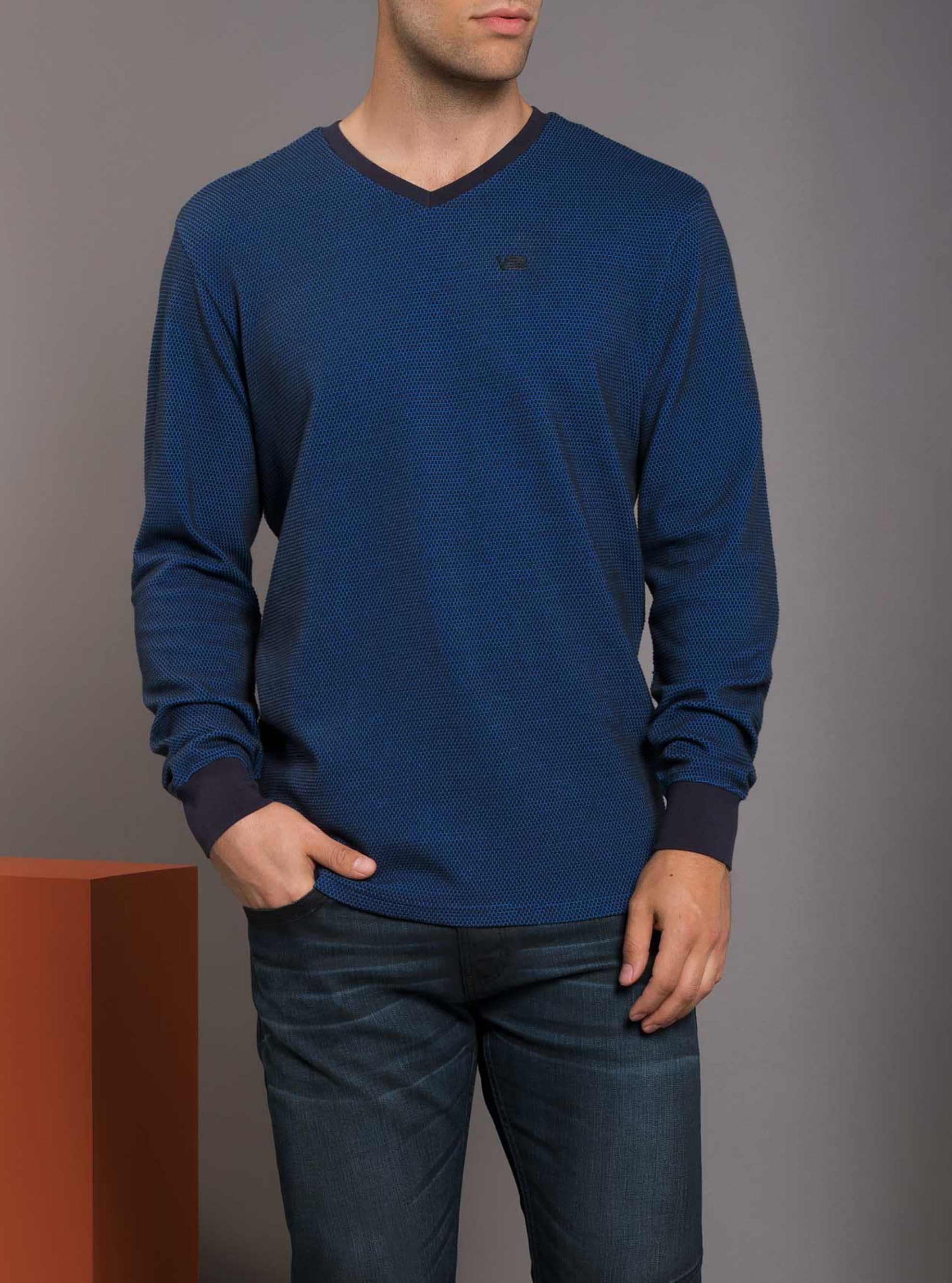 MENS V NECK SWEATER